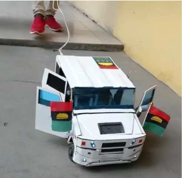 Young Igbo boy manufactures 'Biafra wonder car' (photos)