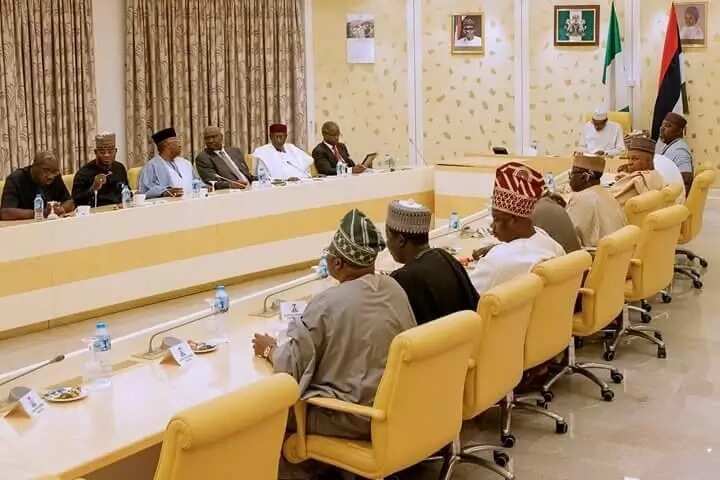 National convention: President Buhari asks APC governors to support Oshiomhole