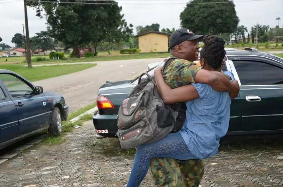 After years of fighting Boko Haram, Nigerian Army sends soldiers home to see their families (photos)