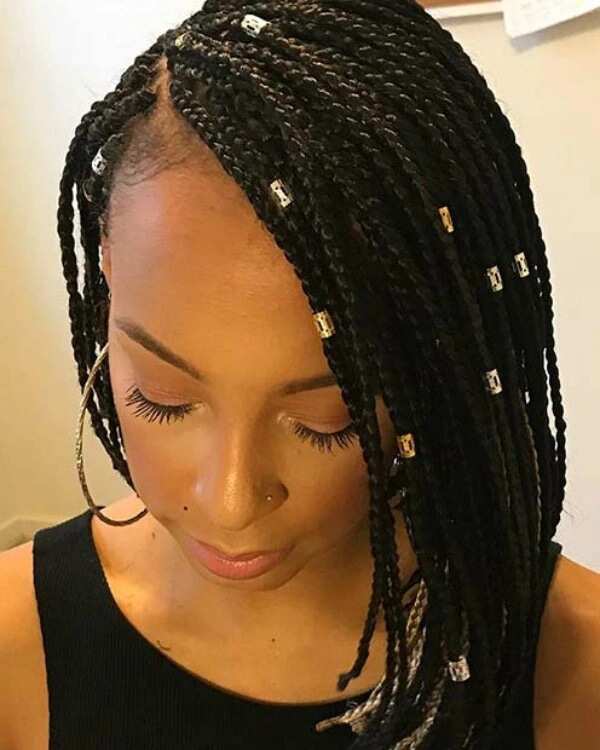 23 Ways to Wear Crochet Dreads This Season - StayGlam