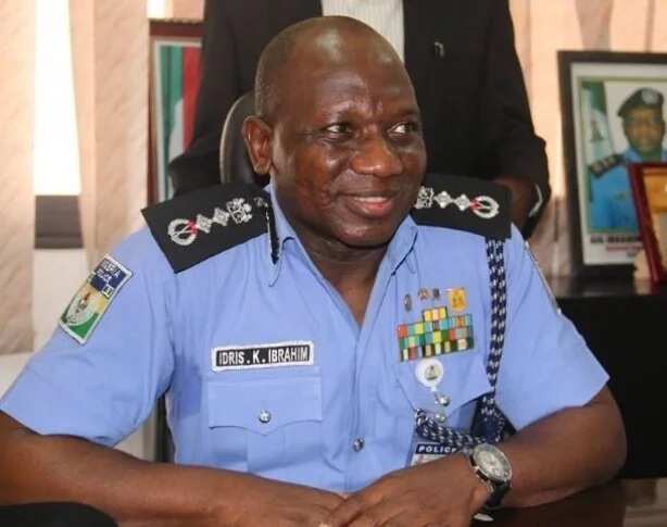 IG deploys 350 armed police officers to Kaduna-Abuja road