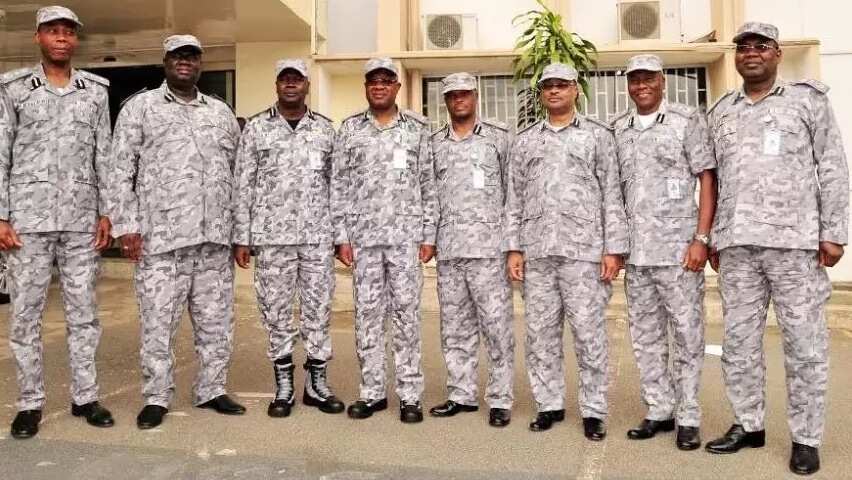 BREAKING: Nigerian govt. Bans Police, Others From Use Of Camouflage Uniforms