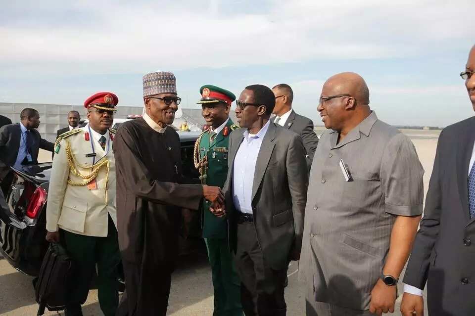 President Buhari jets to New York for medical appointment in London (photos) President Buhari jets to New York for medical appointment in London (photos)