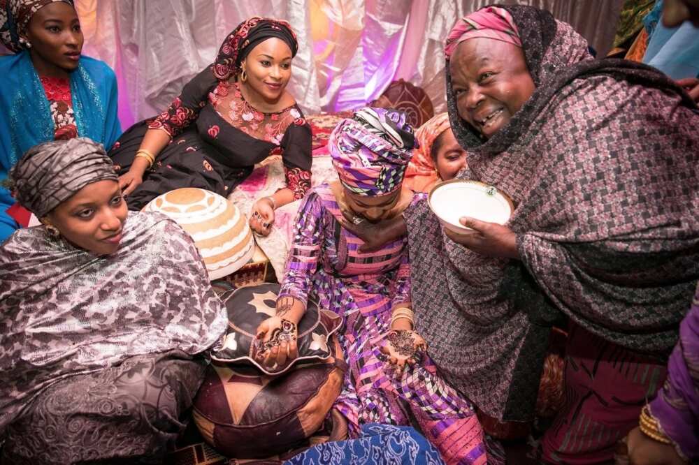 Marriage process in Hausa land (photos) Marriage process in Hausa land (photos)
