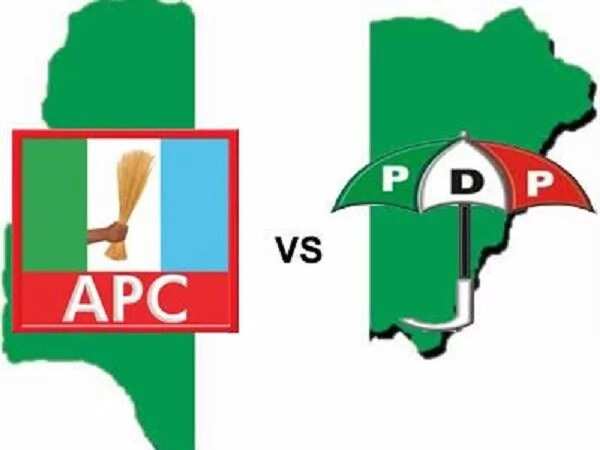 Confusion in Enugu as a HUGE number of PDP members defect to APC