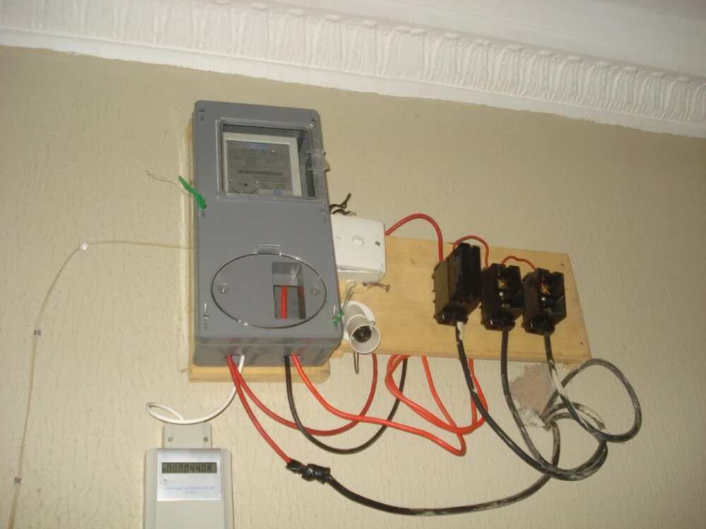 important-message-to-nigerians-bypassing-electricity-meter-could-get