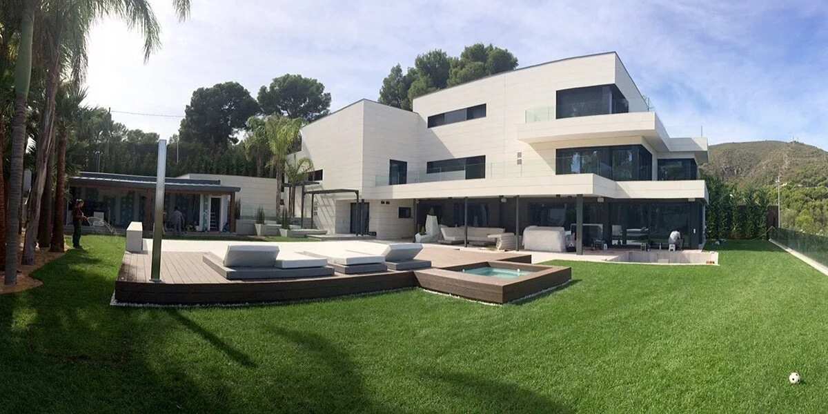 lionel-messi-house-and-cars-legit-ng