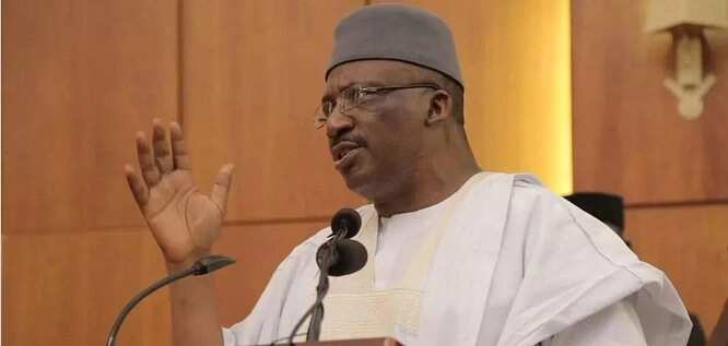 Gwamnatin tarayya ta tura karin jami'an tsaro zuwa Zamfara - Dambazau