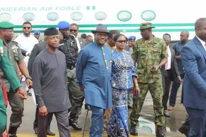 Nyesom Wike receives Yemi Osinbajo in Port Harcourt