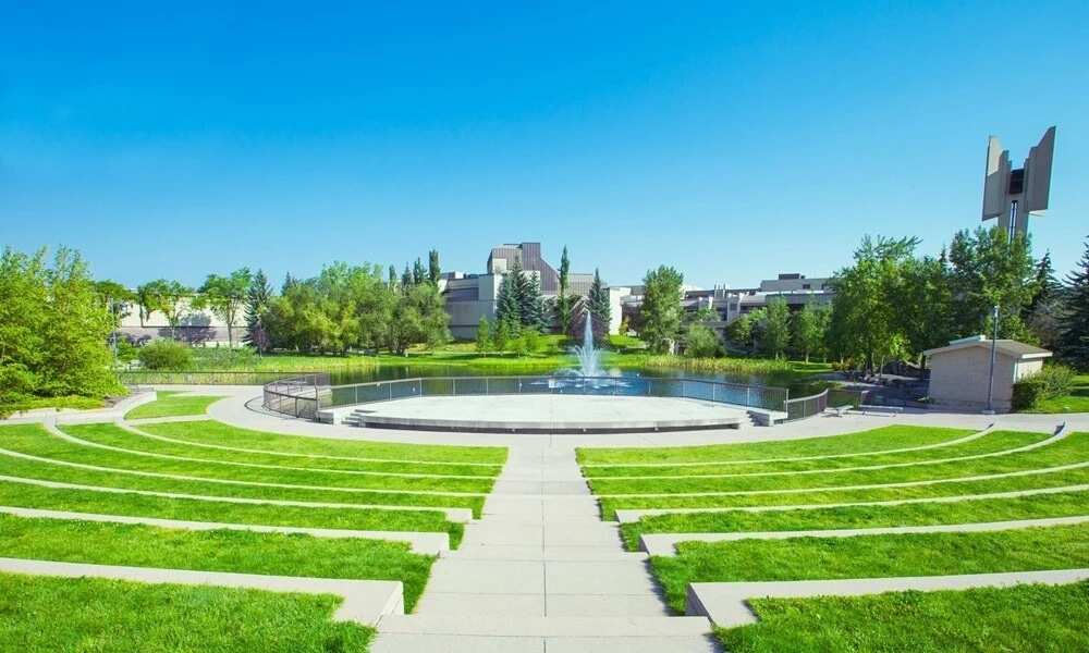 Mount Royal University Mount Royal University