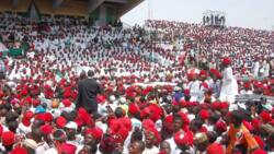 Trouble for PDP as 5000 Kwankwaso supporters defect to APC