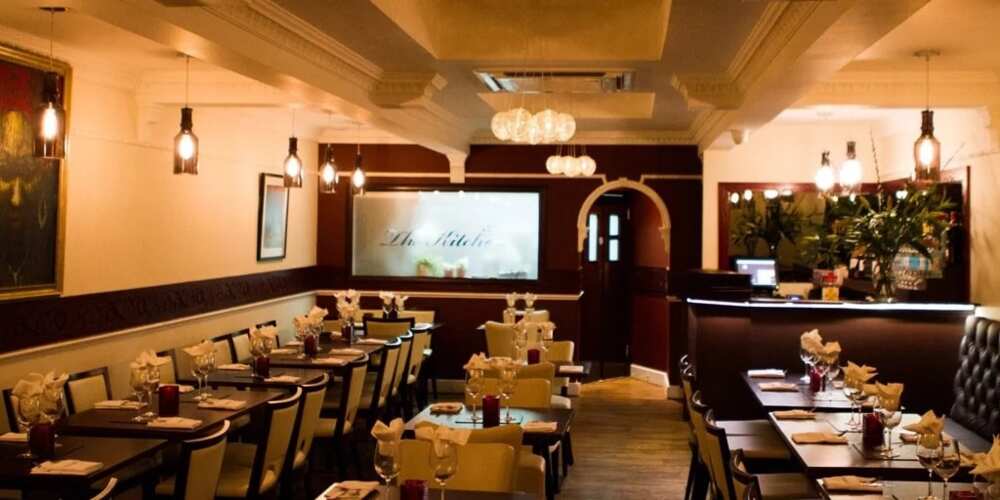 restaurant restaurant