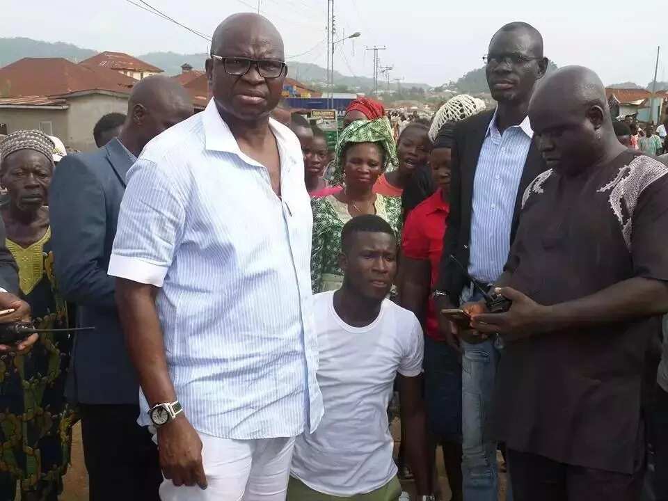 Yadda aka yi tsakanin ‘Dan bautar kasa da wani Gwamna Yadda aka yi tsakanin ‘Dan bautar kasa da wani Gwamna