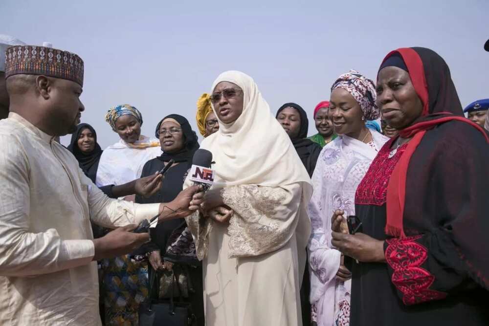 LABARI DA DUMI-DUMI: Aisha Buhari ta dawo Najeriya (HOTUNA) LABARI DA DUMI-DUMI: Aisha Buhari ta dawo Najeriya (HOTUNA)
