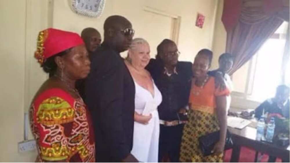 Sierra Leonean artist marries woman old to be his grandmother Sierra Leonean artist marries woman old to be his grandmother