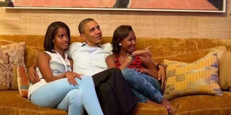 Tsabar soyayya dake tsakanin Obama da yayansa (hotuna) Tsabar soyayya dake tsakanin Obama da yayansa (hotuna)
