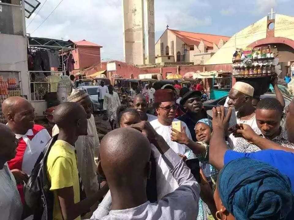 Hotuna: Shehu Sani ya amsa kalubalen da El-Rufai ya yi masa na shiga cikin kasuwa