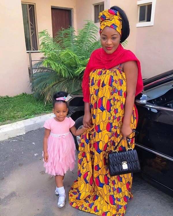 chacha eke with daughter