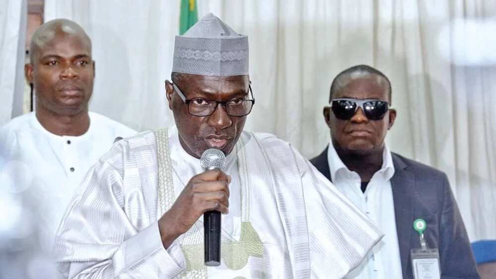 Gugar zana: APC jam'iyyar batattu ce - Makarfi Gugar zana: APC jam'iyyar batattu ce - Makarfi