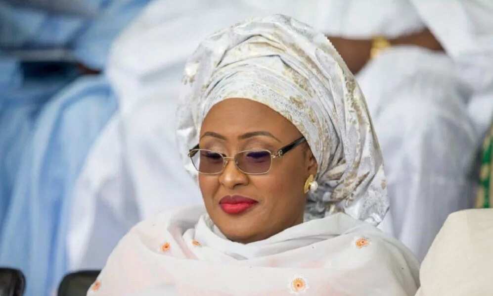 Aisha Buhari ta sa a tsare dogarin ta bisa zargin lamushe mata N2.5bn