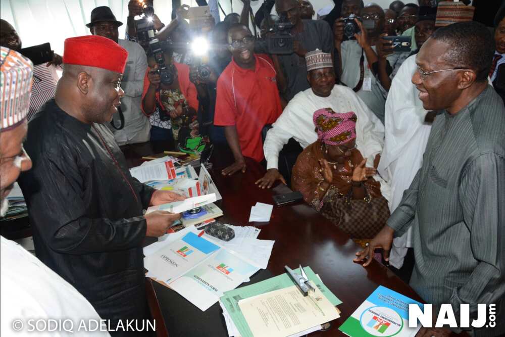 Anambra polls: Senator Andy Uba leads over 40 senators to pick up APC ticket (photos) Anambra polls: Senator Andy Uba leads over 40 senators to pick up APC ticket (photos)