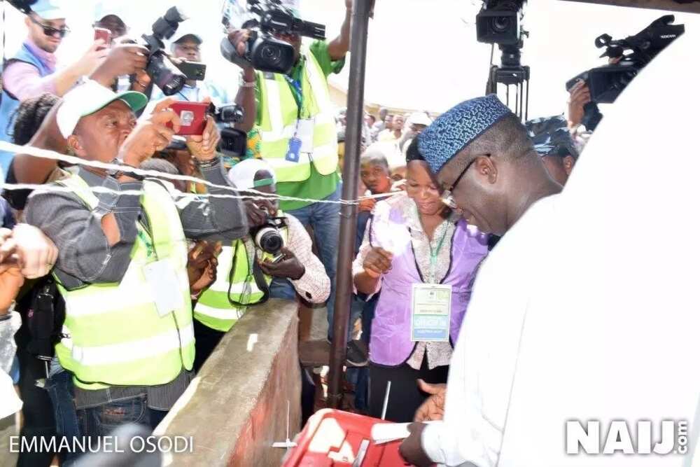 LIVE UPDATES: Fayemi, Fayose’s deputy battle for votes as Ekiti people decide who will be the next state governor