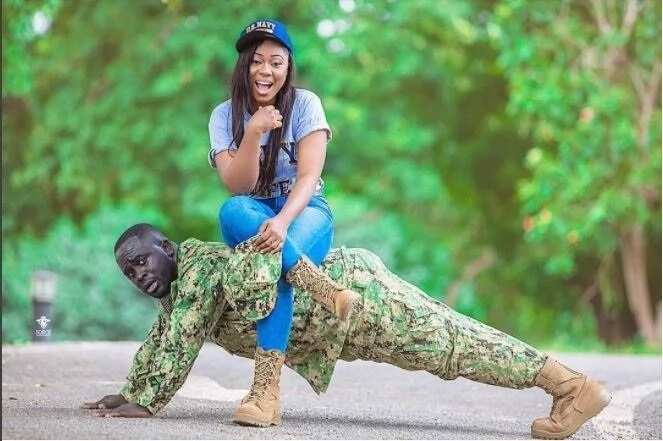 Beautiful pre-wedding photos of a soldier and his lover (photos)