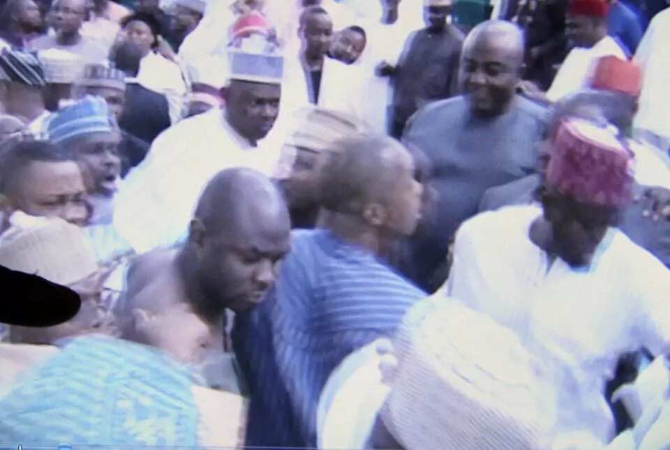 Brawl In House Of Reps (PHOTOS, VIDEO)