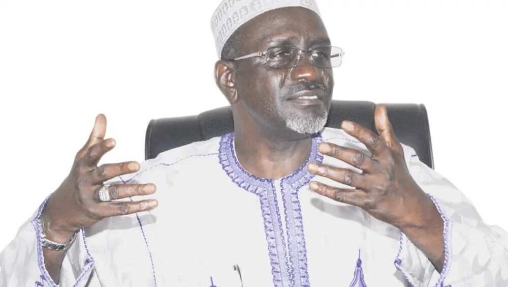 Kisan Sheikh Ja’afar: Shekarau ya bai wa ‘yansanda wa’adin kwanaki 14 su wanke shi Kisan Sheikh Ja’afar: Shekarau ya bai wa ‘yansanda wa’adin kwanaki 14 su wanke shi