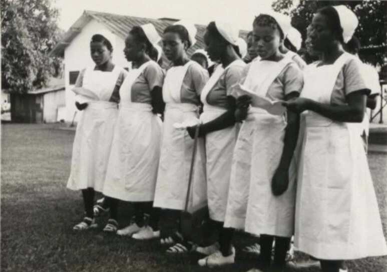 Nurse uniform dress styles in Nigeria