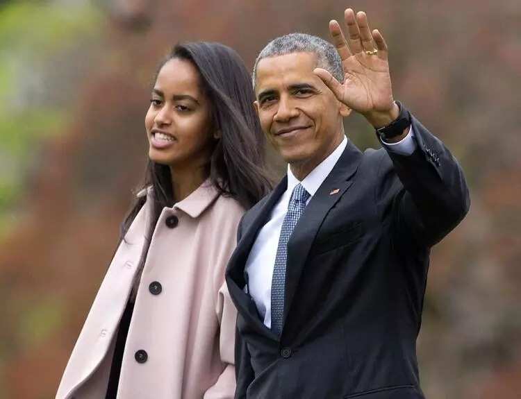 Tsabar soyayya dake tsakanin Obama da yayansa (hotuna) Tsabar soyayya dake tsakanin Obama da yayansa (hotuna)