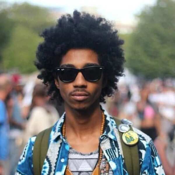 Trendy Afro hairstyles for men in 2018