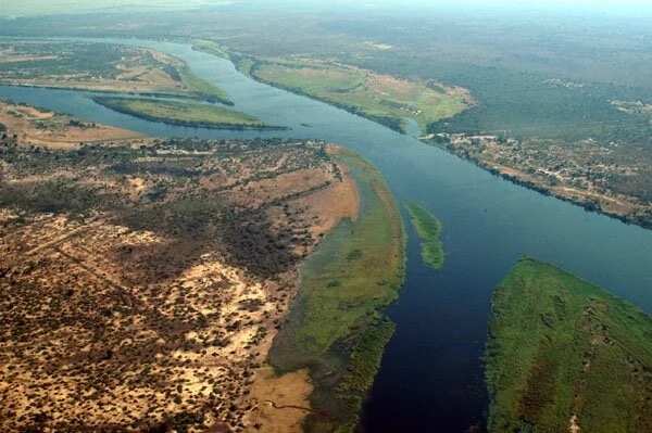 Orange River 2200 km