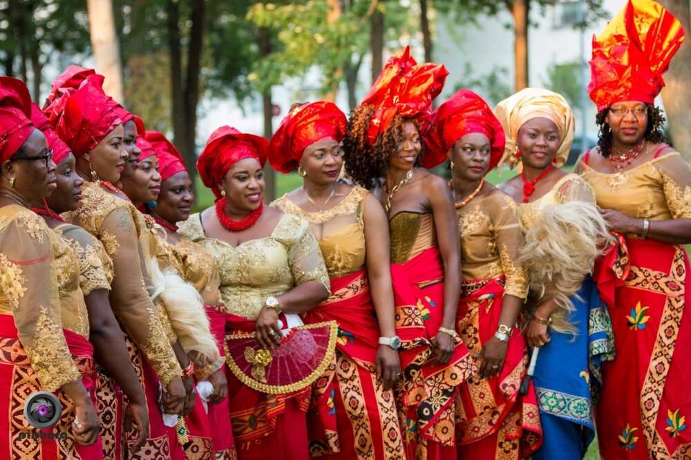 Portrait of beautiful Nigerian Woman wearing traditional Igbo dress Stock  Photo