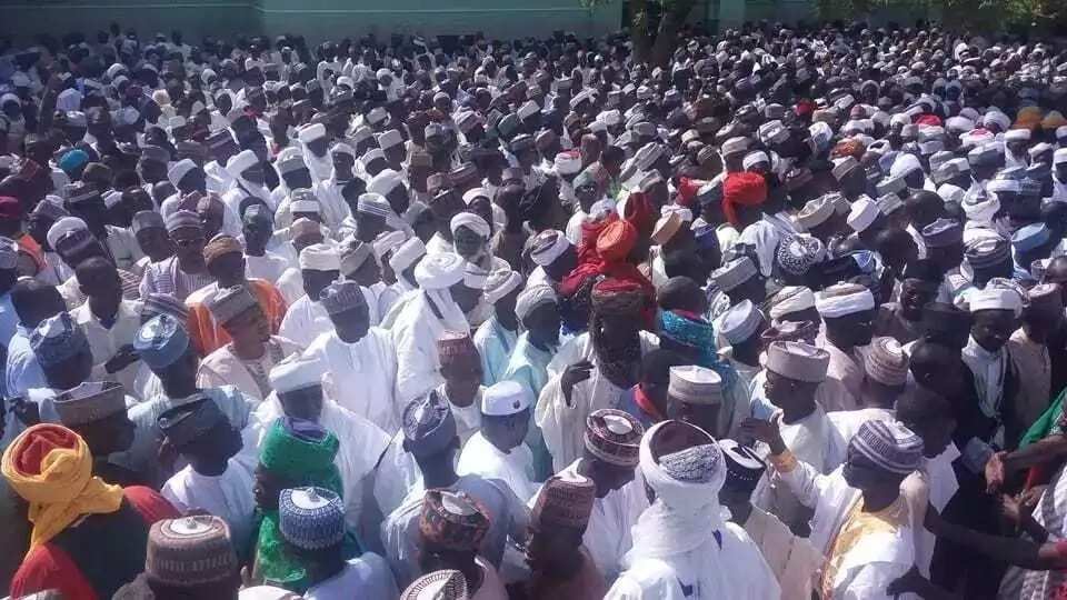 Hotunan jana’izar marigayi Ibrahim Dasuki Hotunan jana’izar marigayi Ibrahim Dasuki