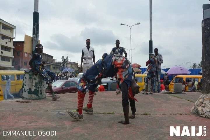 Meet 29-year-old Abu Sefua, the leader of a Hausa performing group that entertains people in Lagos (photos)