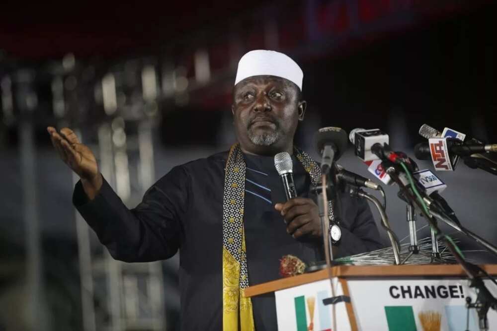 2019: Okorocha ya sallami kwamishinoni 13 da hadimai 2019: Okorocha ya sallami kwamishinoni 13 da hadimai