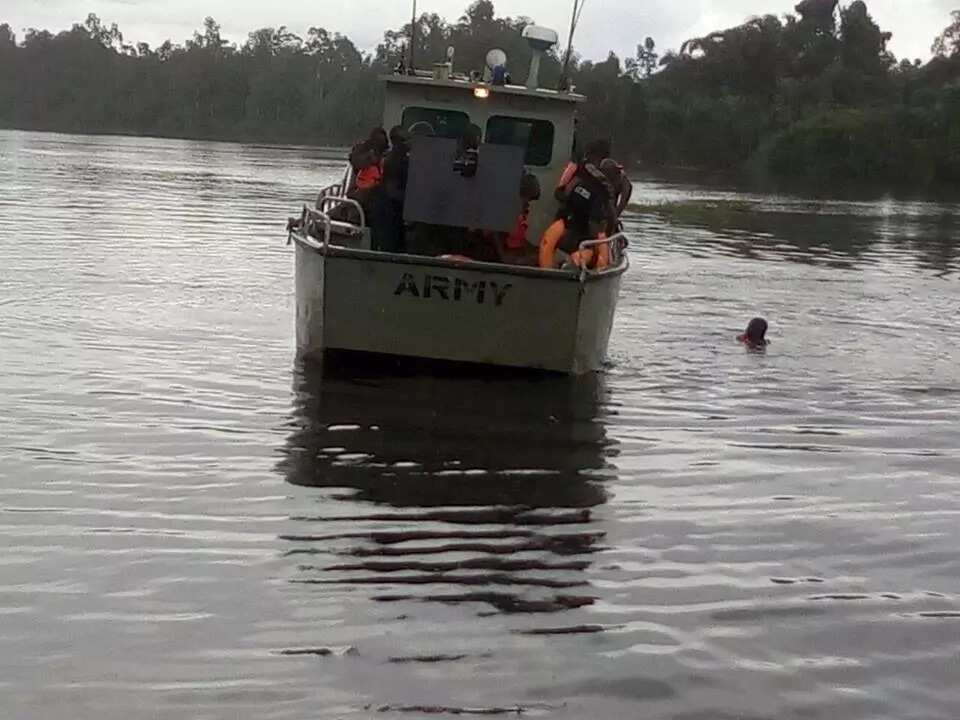 Photos: Nigerian soldiers prepare for operation in Niger Delta