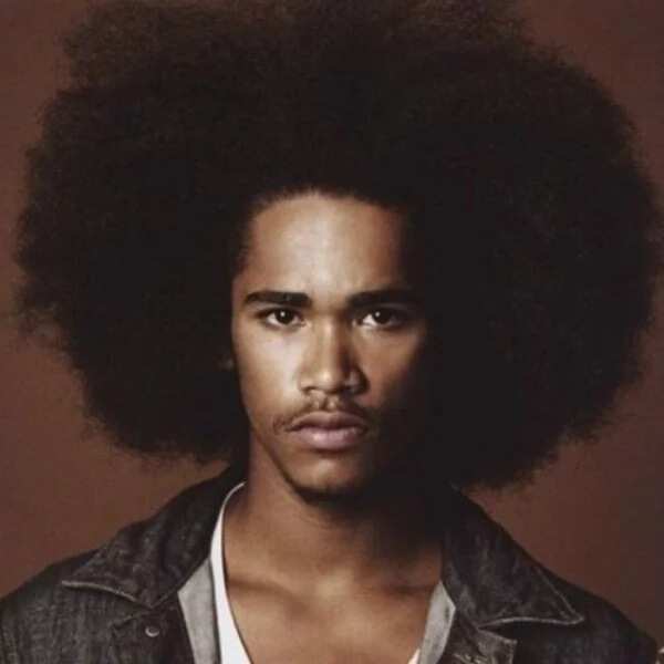 Trendy Afro hairstyles for men in 2018