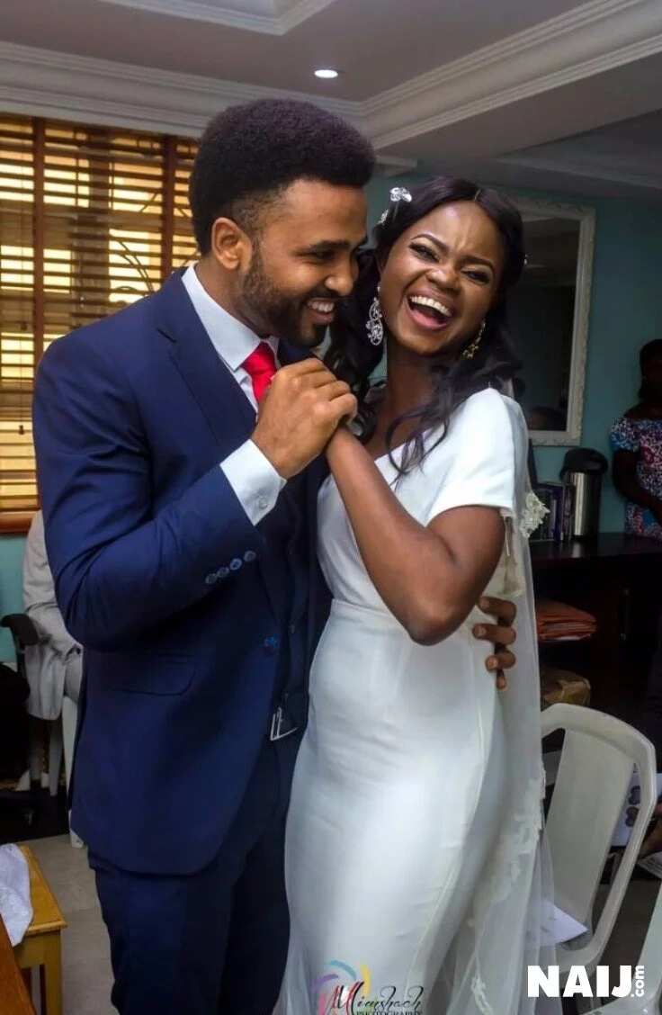 Fast rising Nigerian music artist Naomi Mac weds sweetheart secretly in Lagos (photos)