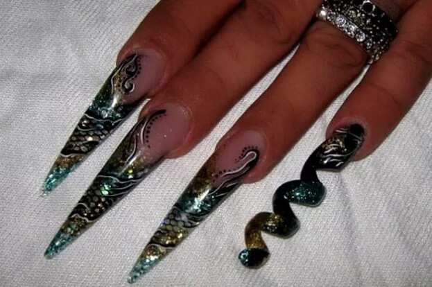 Odd nail art