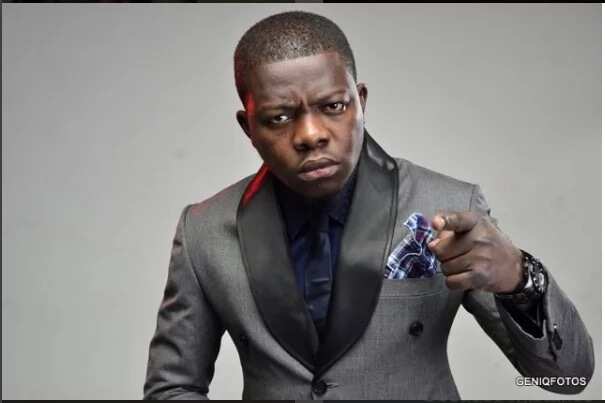 Comedian brutalized by soldiers on his way from Enugu state