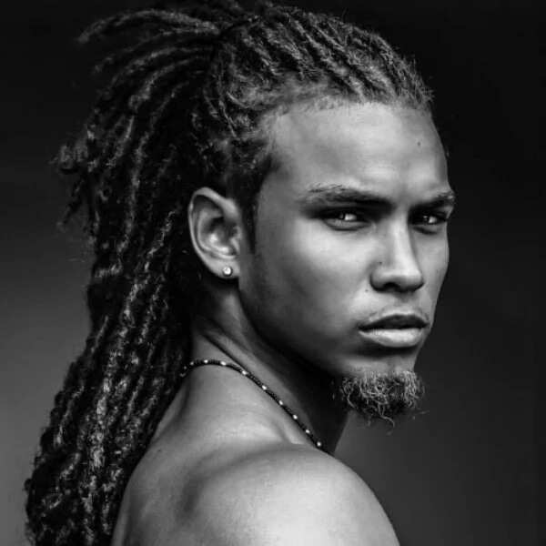 Trendy Afro hairstyles for men in 2018