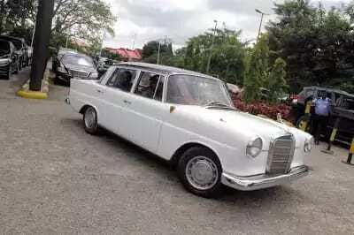 Sanata Melaye ya siya Marsandi kirar 1958 Sanata Melaye ya siya Marsandi kirar 1958