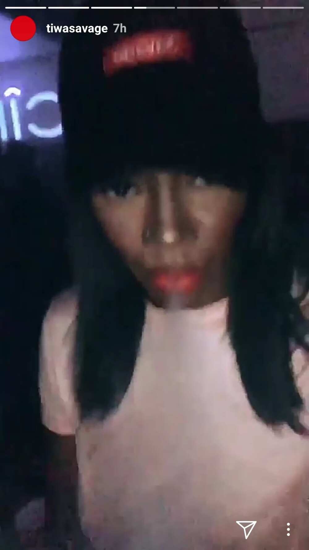 Rare photos of singer Tiwa Savage partying and smoking shisha in a club (photos) Rare photos of singer Tiwa Savage partying and smoking shisha in a club (photos)