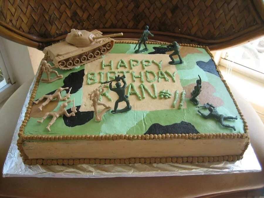 Birthday cake for husband who is military