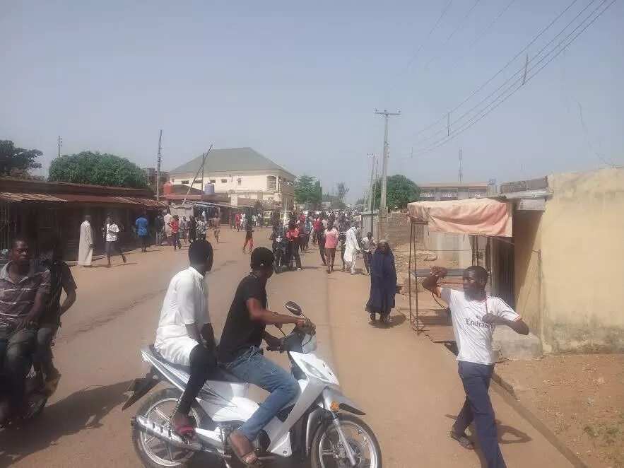 Developing story: 3 dead as religious crisis allegedly ongoing at Kabala junction, Kaduna