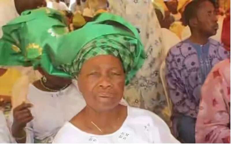 Osun state governor Rauf Aregbesola loses mum