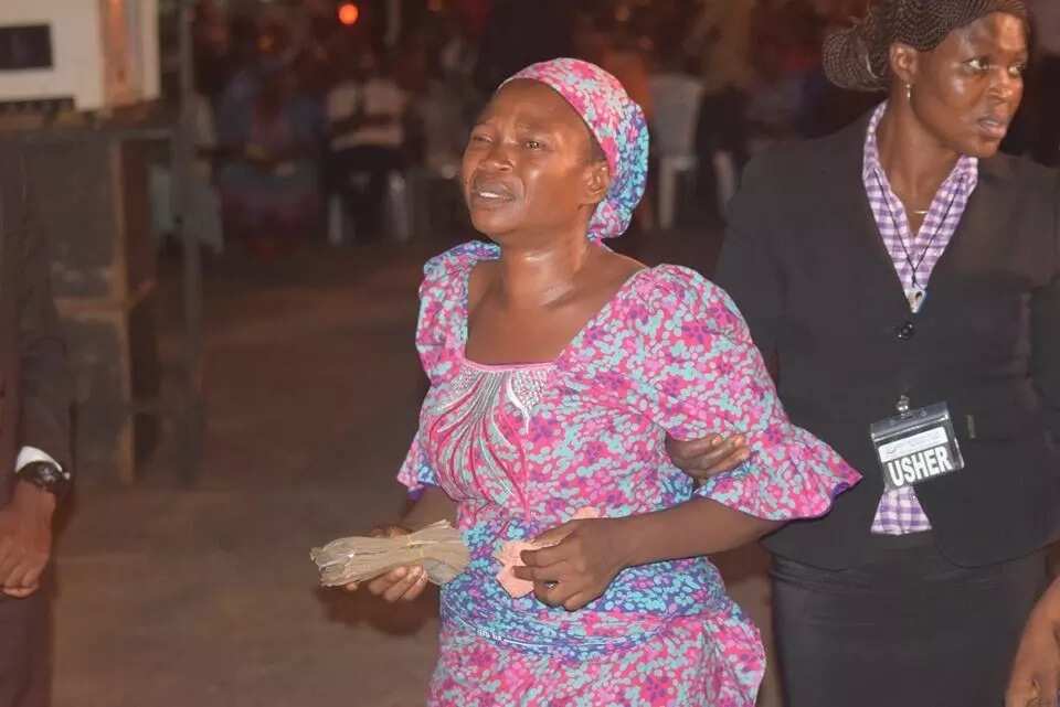 Woman collapses after Apostle Suleman paid her house rent for the next 10 years