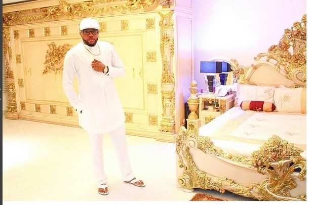 See 5 Star Music Boss E-Money's Billion Naira Home